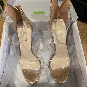 Rose gold platform new never worn